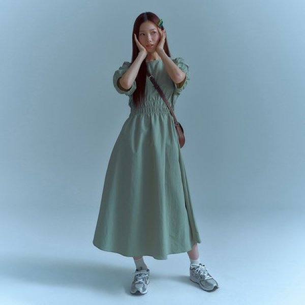 (신세계센텀점) made by LAP 허리 스모킹 나일론 원피스 (AN2WO483 AP2WOE83)